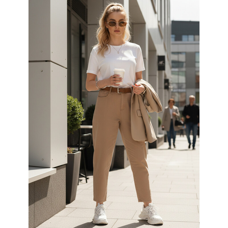 BASIC Dámské mom fit džíny s páskem béžové