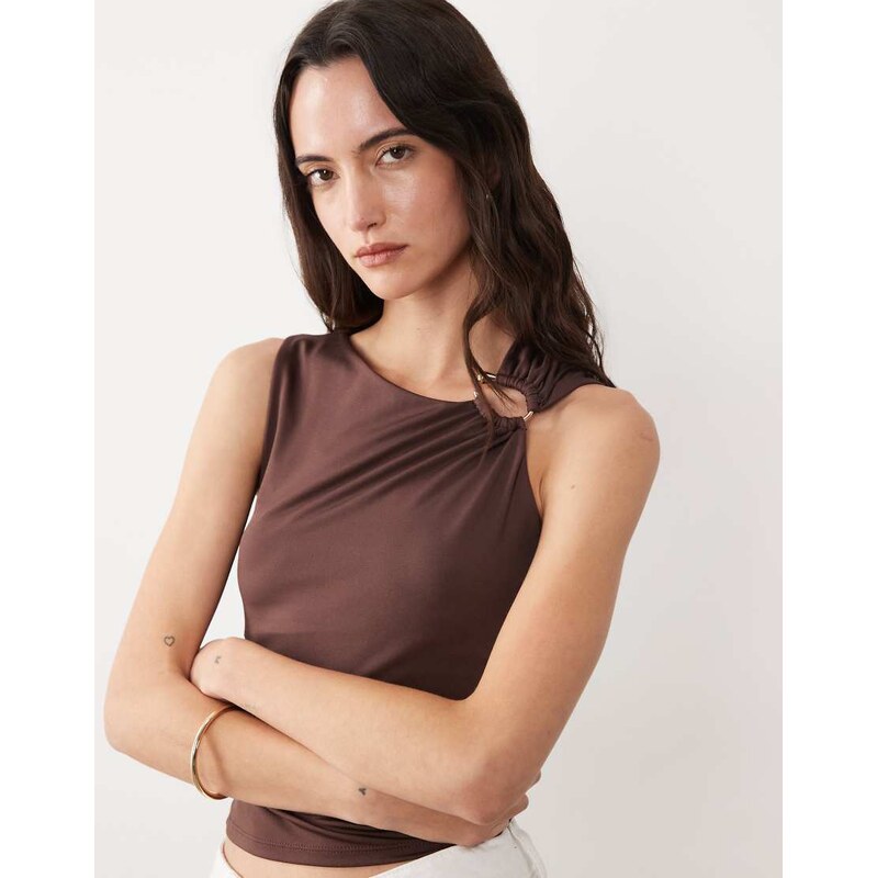 New Look ruched trim detail top in chocolate brown