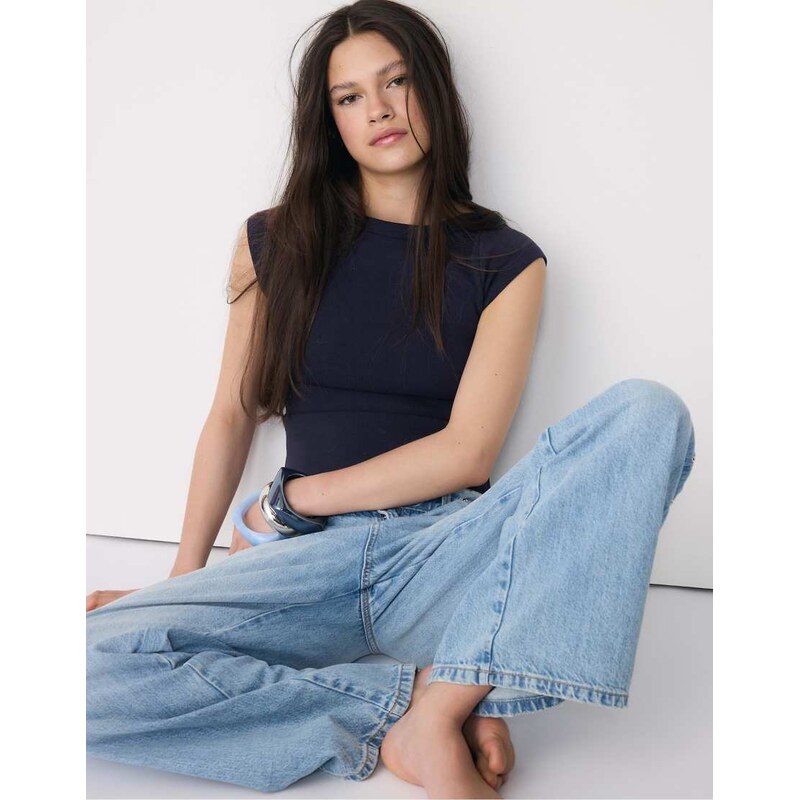 Stradivarius Basic boatneck t-shirt in dark blue-Navy 114822178