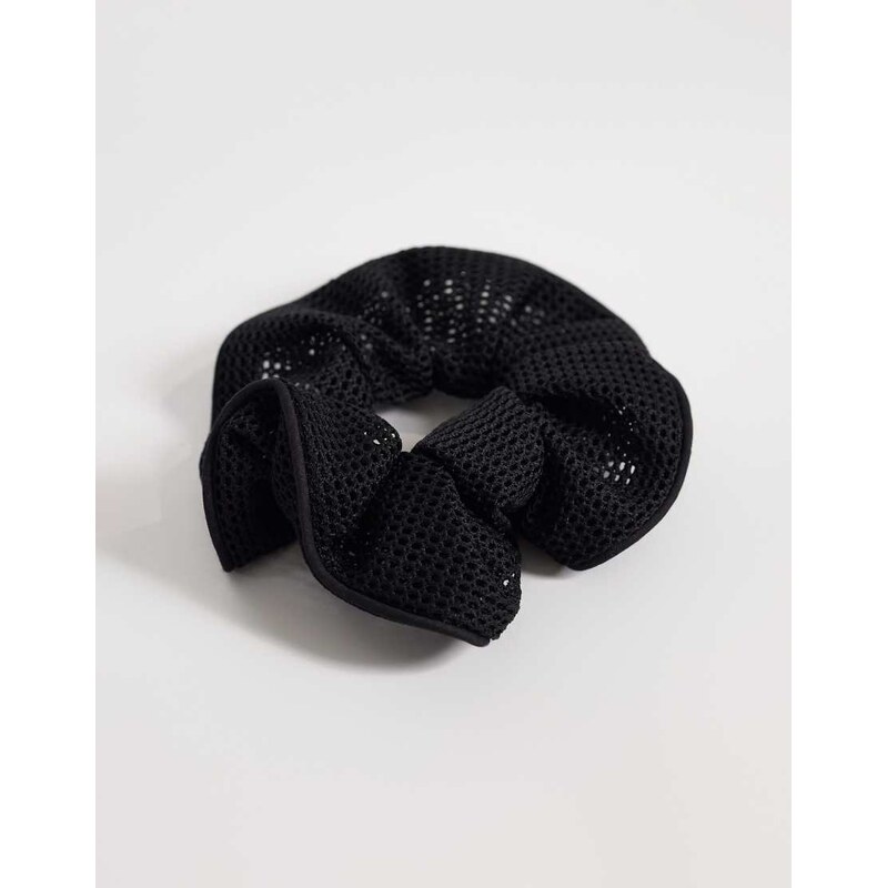 ARKET mesh scrunchie in black 114833680