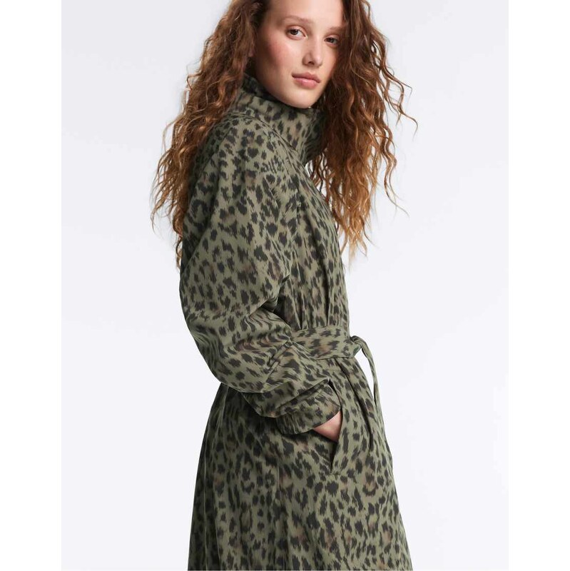 OYSHO Long extra lightweight 10k waterproof jacket in mid khaki-Green 114838232
