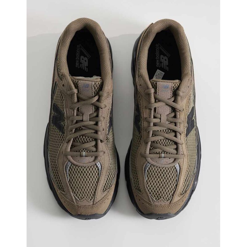 New Balance 509 trainers in brown