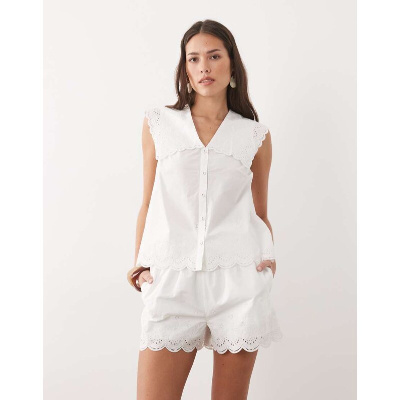 Nobodys Child Bonnie cotton rich oversized collar broderie blouse co 115233434