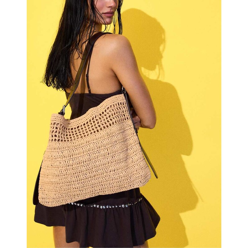 Stradivarius Crochet shoulder bag in ecru-White 114841664