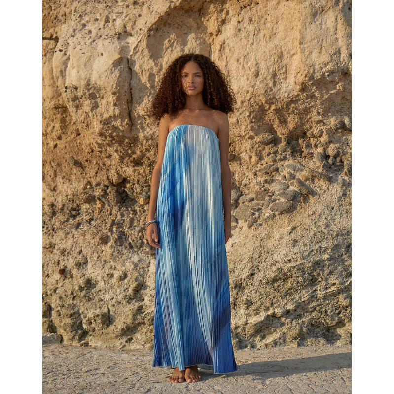 4th & Reckless plisse bandeau maxi dress in blue ombre-Multi
