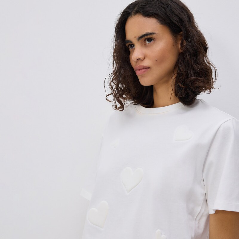 Reserved - Tričko s výšivkou srdcí - krémová 114613020