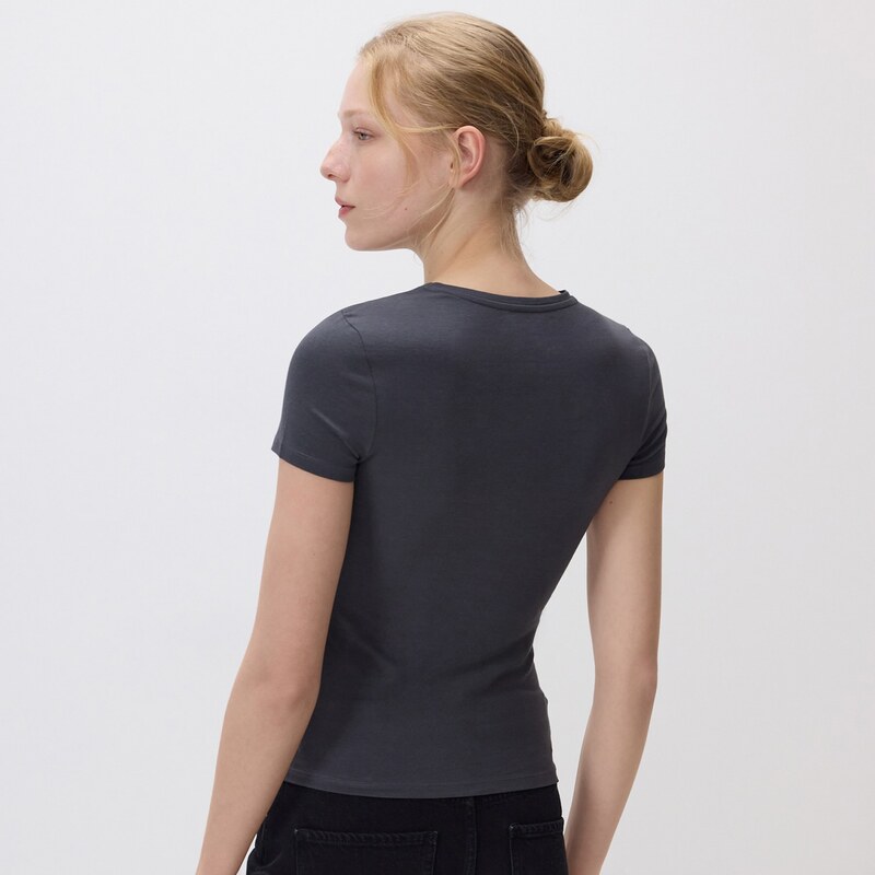 Reserved - Tričko slim fit - tmavě šedá 114614305