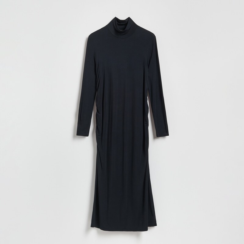 Reserved - Šaty s vysokým podílem modalu - černý