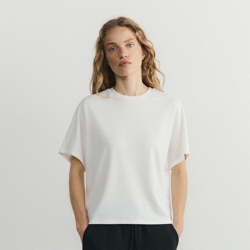 Reserved - Oversize tričko s modalem - bílá