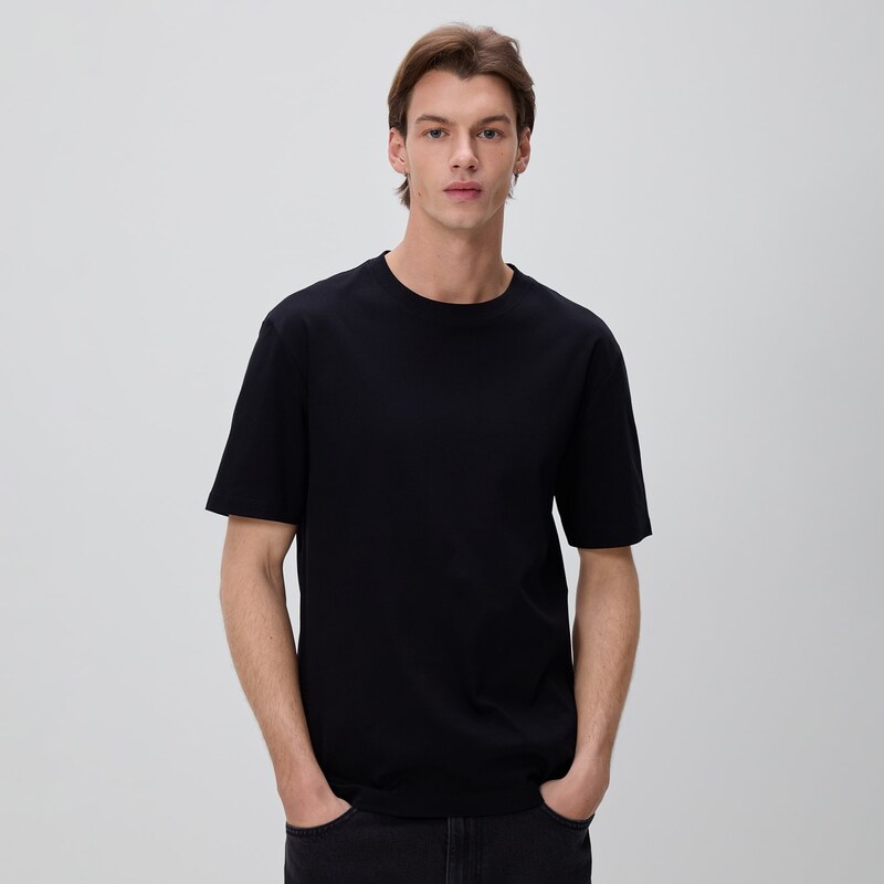 Reserved - Tričko regular fit z mercerované bavlny - černý