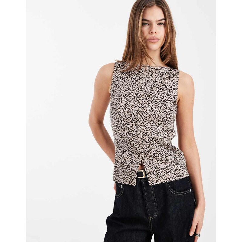New Look boat neck button through tank top in leopard print-Brown 114856340