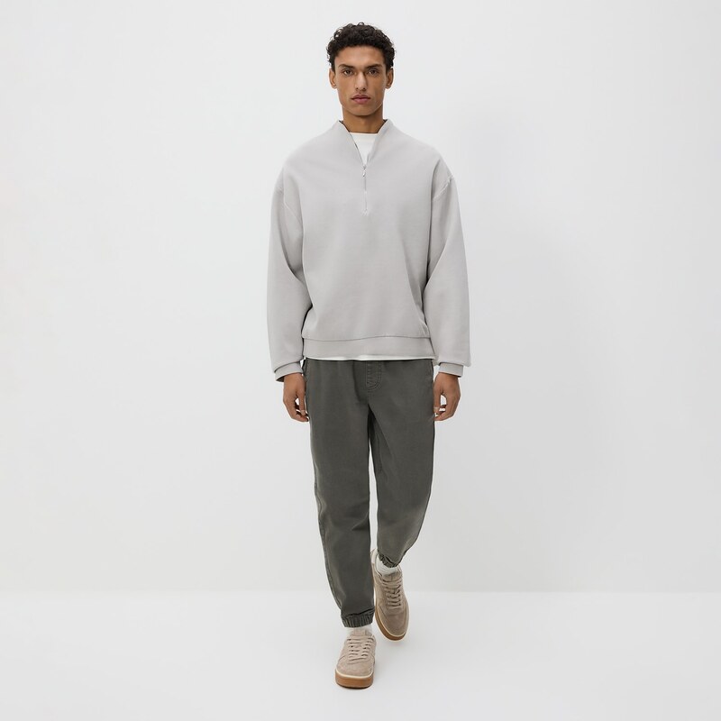 Reserved - Džíny jogger fit - zelená