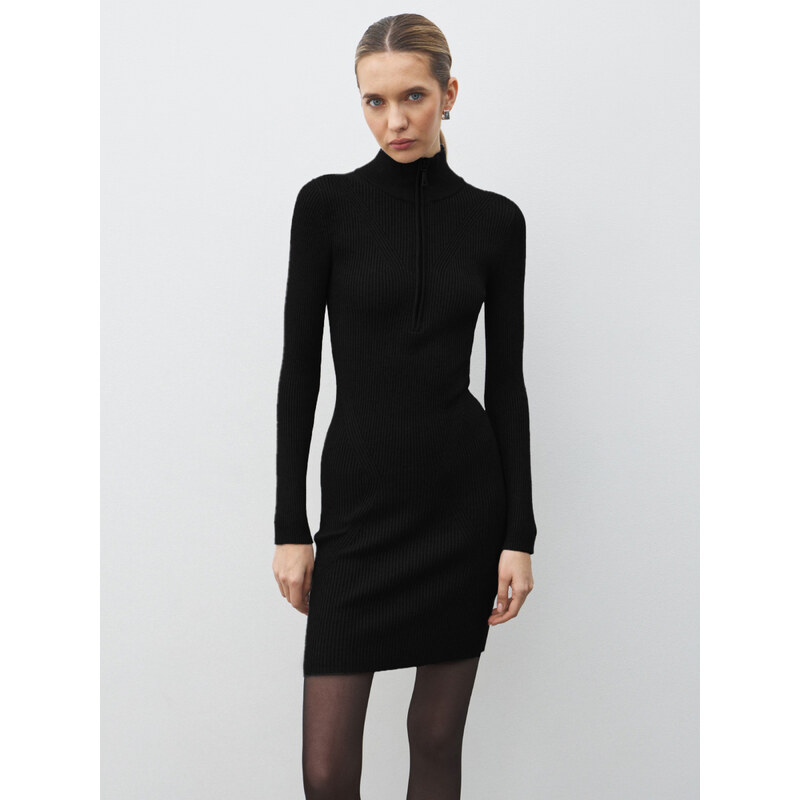 Guess dámské černé šaty 114847550