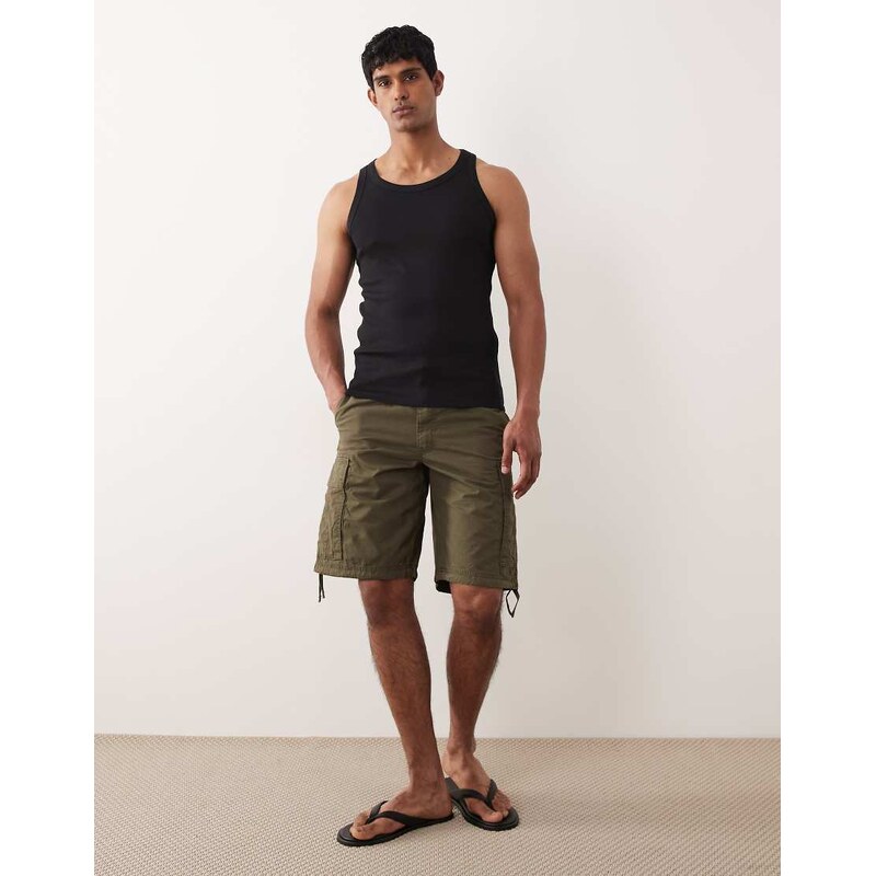 Jack & Jones cargo shorts in khaki-Green