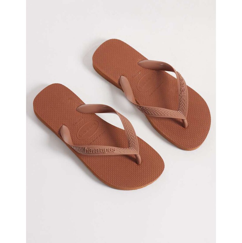 Havaianas flip flops in brown 114853783