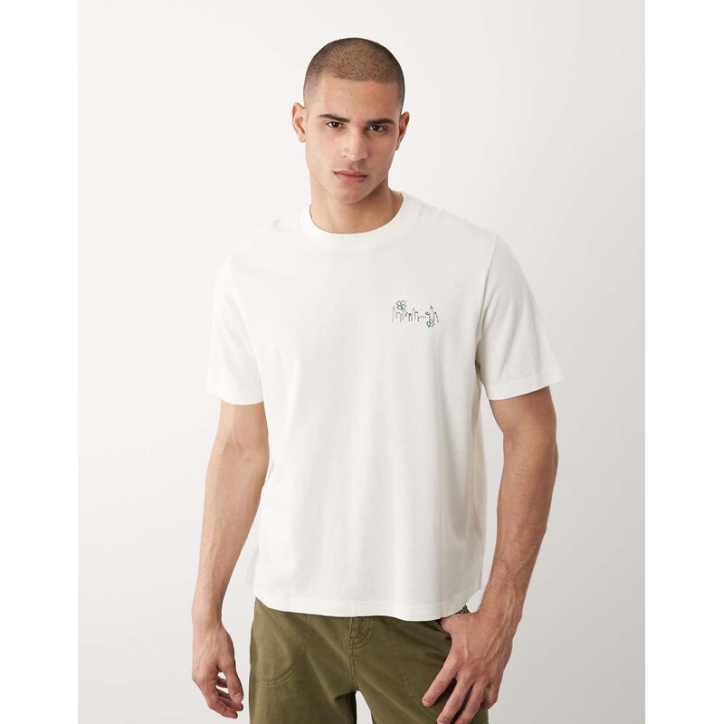 Abercrombie & Fitch city back graphic t-shirt in white 114867036