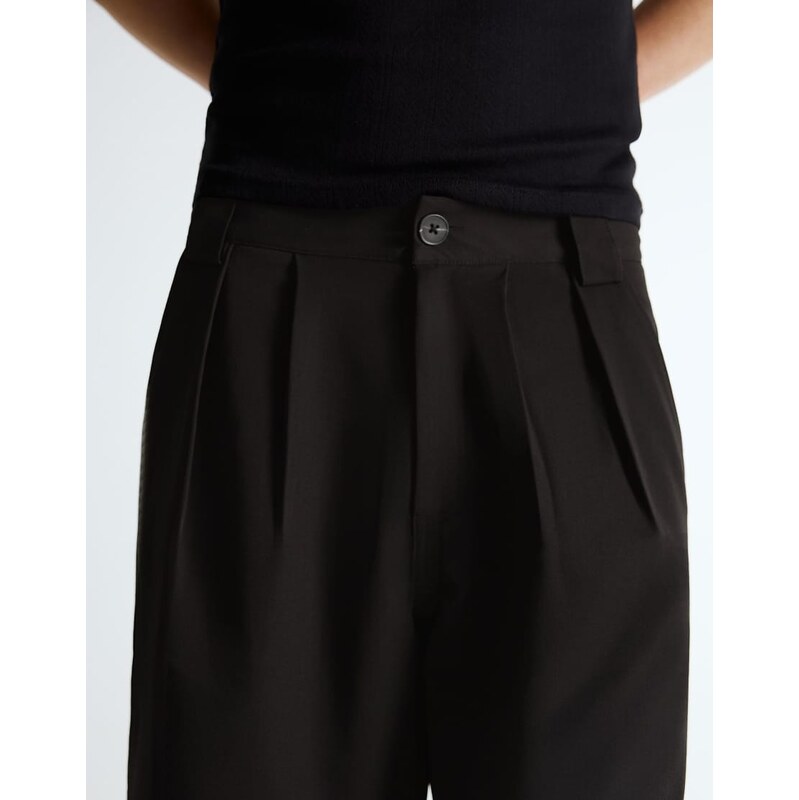 Bershka Tailored pleated bermuda shorts in black