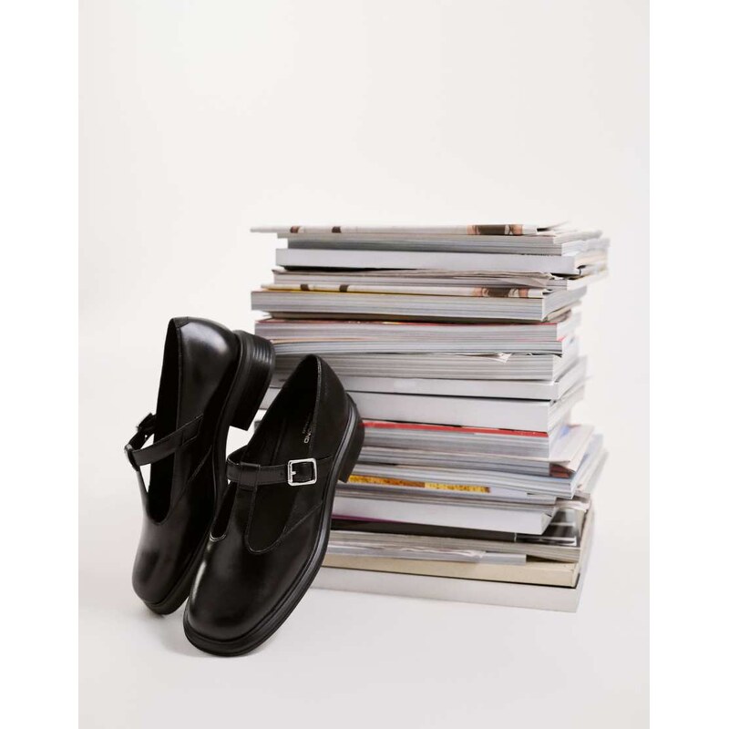 Vagabond Shoemakers Ellis leather Mary Jane shoes in black