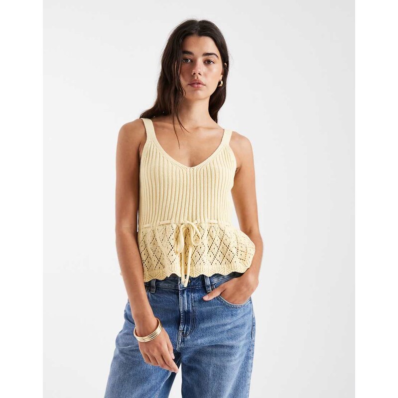 New Look knitted peplum vest in yellow 115430614