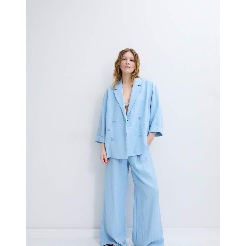 Stradivarius Flowing double-breasted blazer in blue 114867055