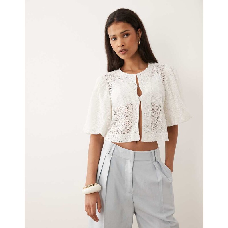 Vila textured woven puff sleeve top in white 114870638