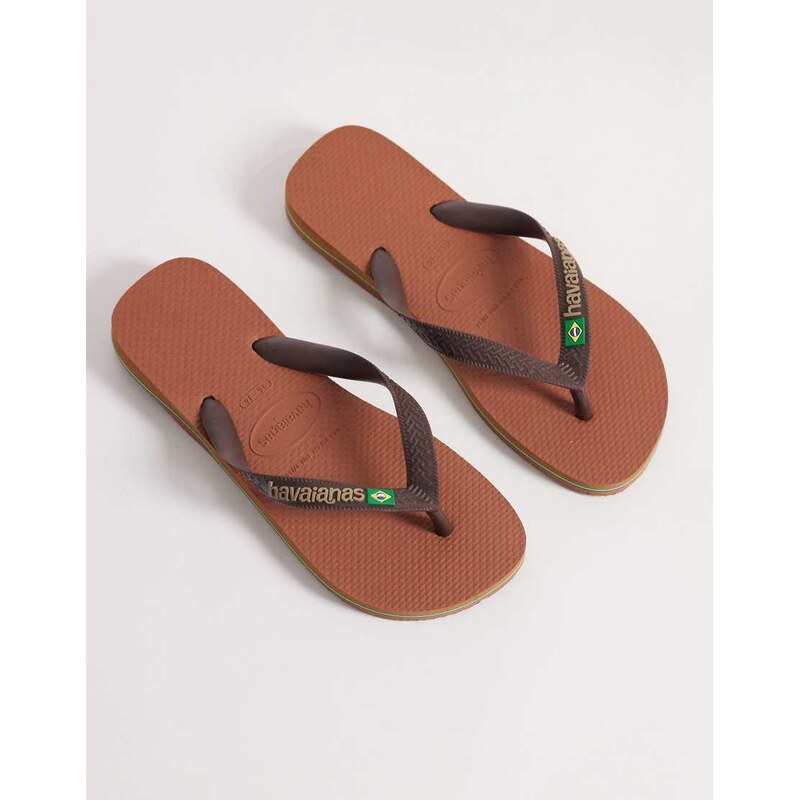 Havaianas Brazil logo flip flops in brown 114870667