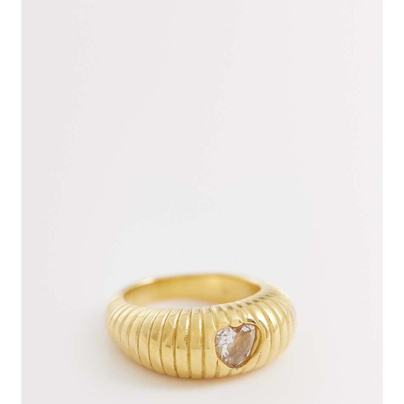 Kaiia exclusive stainless steel ribbed heart stone ring in gold