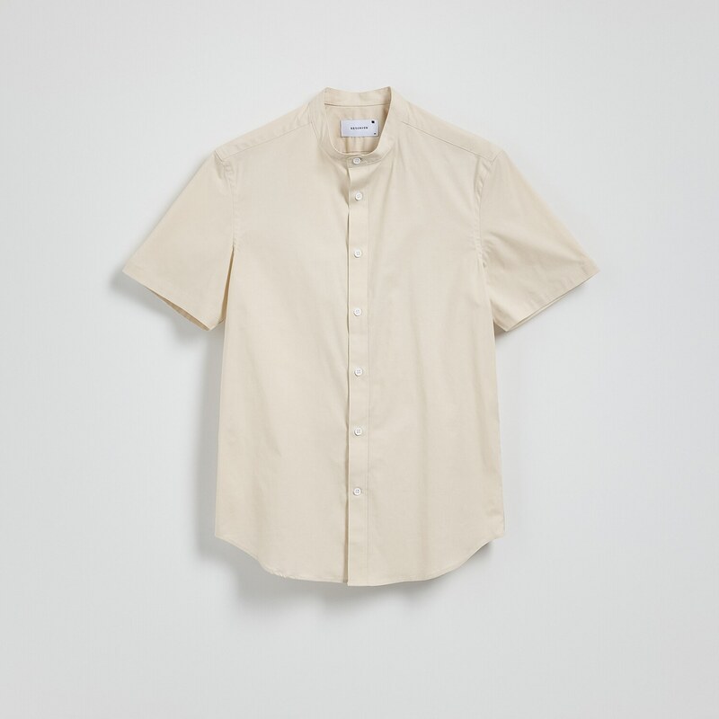 Reserved - Košile slim fit se stojáčkem - béžová