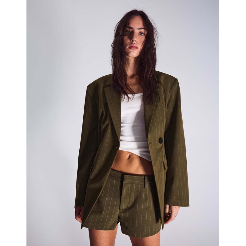 Bershka Striped double-breasted blazer in khaki-Green 114873704