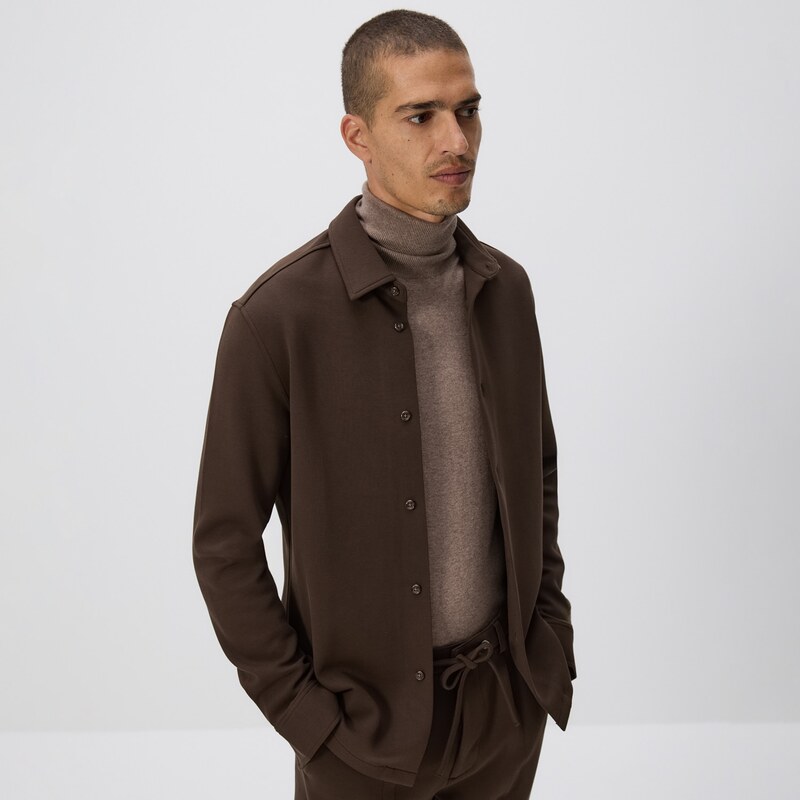 Reserved - Jednobarevná košile slim fit - hnědá