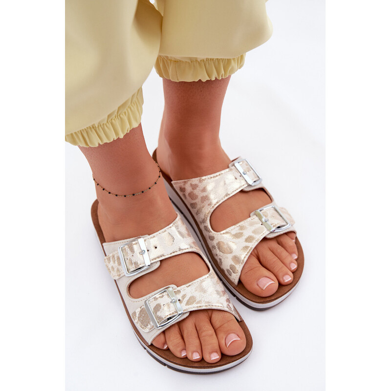 Dámské pantofle s přezkami model 22094889 Bílé - Inblu