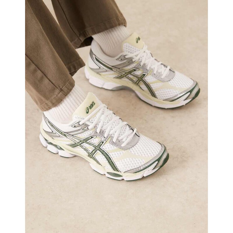 Asics Gel-Cumulus 16 trainers in white and green 115059129