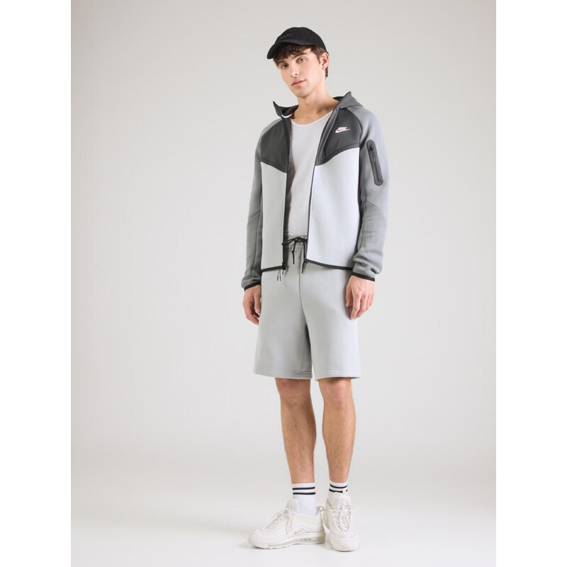 Nike Sportswear Kalhoty 'TCH FLC' světle šedá
