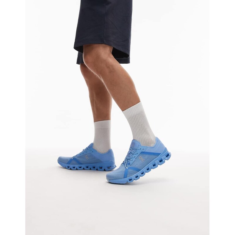ON Cloud X 4 AD training trainers in blue