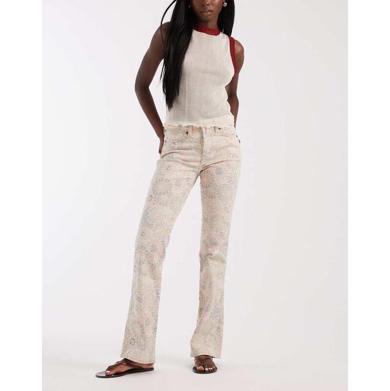Wrangler bootcut jeans in floral print-Multi
