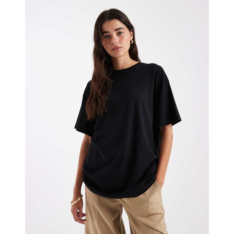 New Look oversized tee in black 114927837
