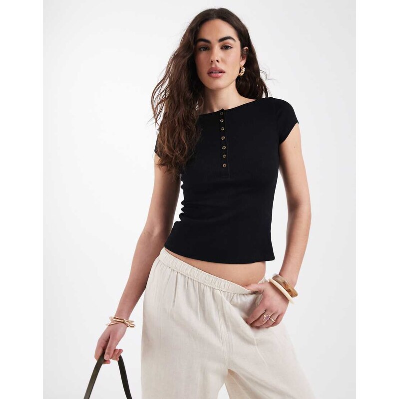 New Look short sleeved button down crop top in black