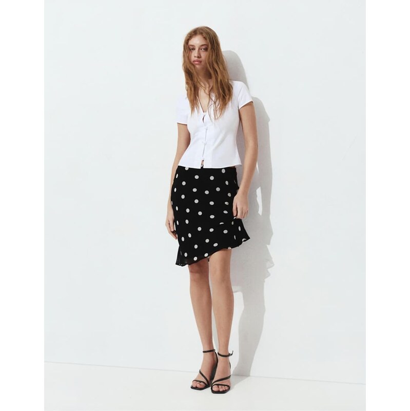 Pull&Bear Polka dot mini skirt in black 114927968