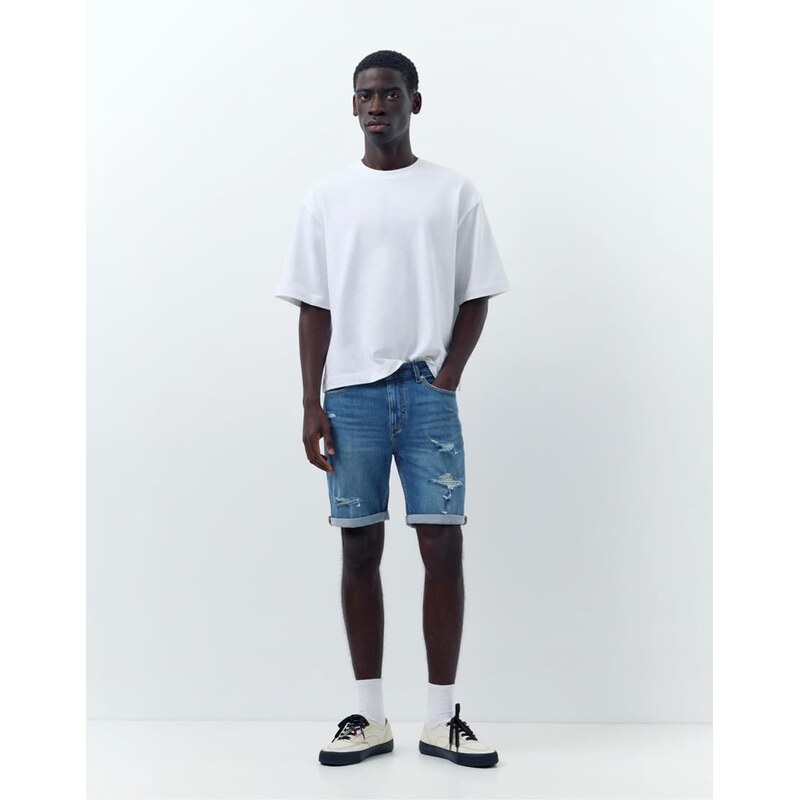 Pull&Bear Ripped denim bermuda shorts in medium blue
