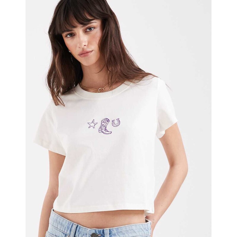 Wrangler baby tee in off-white