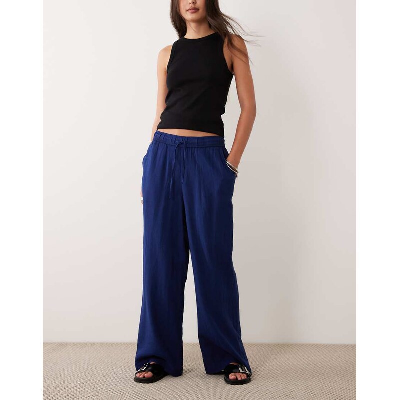 New Look linen blend wide leg trousers in navy
