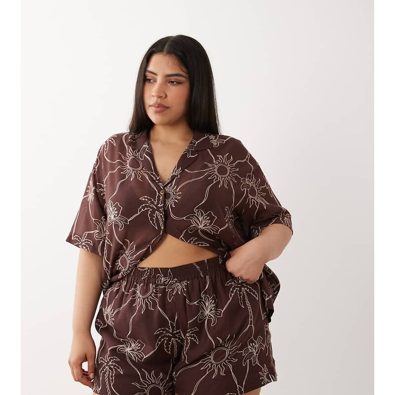 ASOS Curve ASOS DESIGN Curve Logan beach resort short in