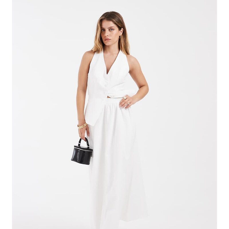 4th & Reckless Petite linen blend floaty maxi skirt co-ord in white 114935078