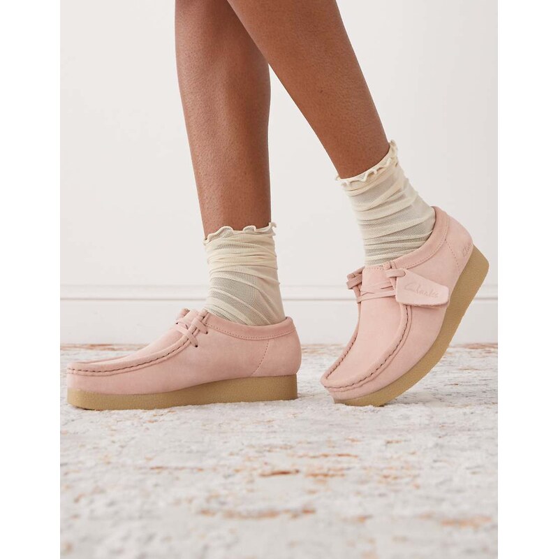 Clarks WallabeeEVOSh shoes in light pink suede 114943490