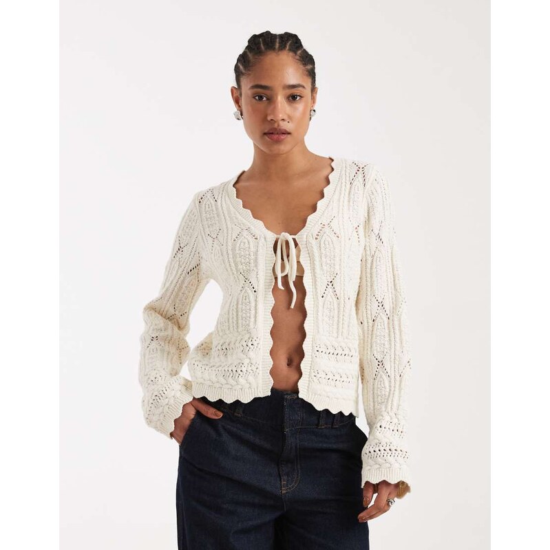 New Look tie front cardigan in cream-White