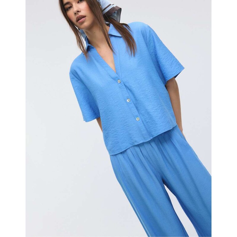Stradivarius Darted palazzo trousers in blue