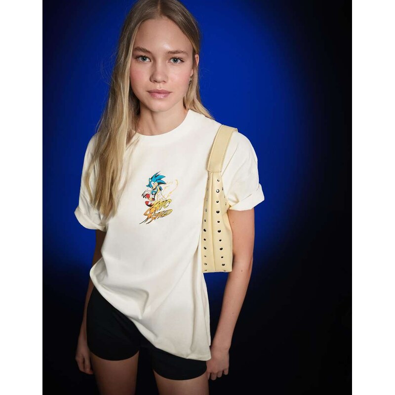 Bershka Oversize sonic short sleeve t-shirt in white