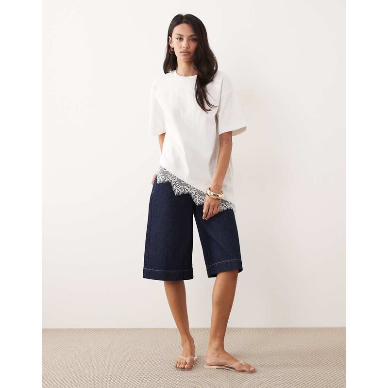 4th & Reckless cotton asymmetric hem lace trim t-shirt in white