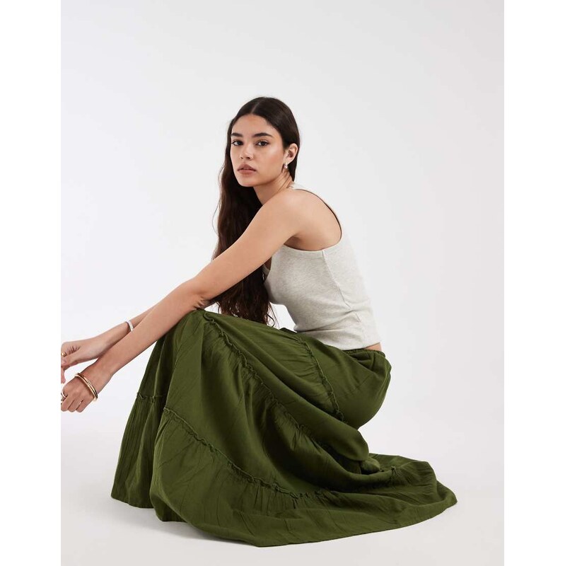 Pieces crinkle cotton tiered boho maxi skirt in chive green 114962262