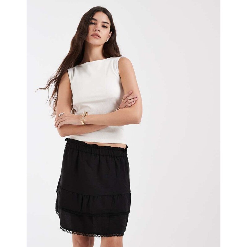 Pieces tiered mini skirt in black